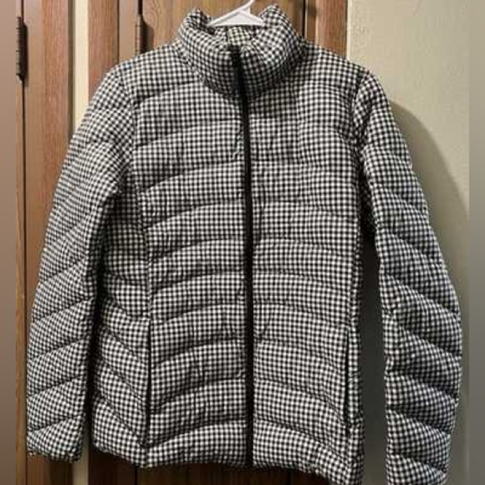Uniqlo Women’s Black White Checkered Puffer Down Jacket Sz Small